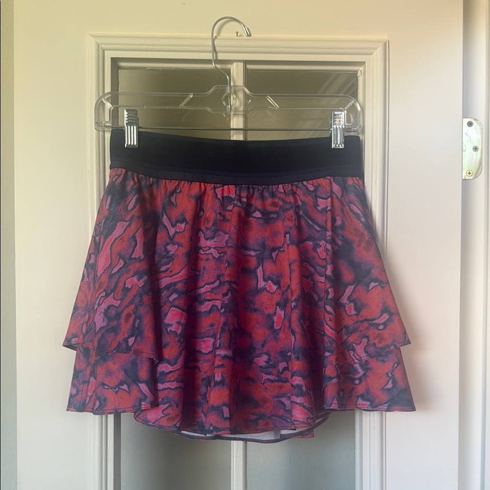 Excellent condition Lululemon 6 tall tennis skirt